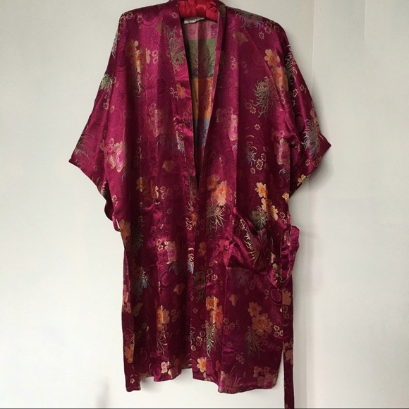 GOLDEN DRAGON kimono robe Size XL -14 Burgundy floral silky polyester - Picture 2 of 10